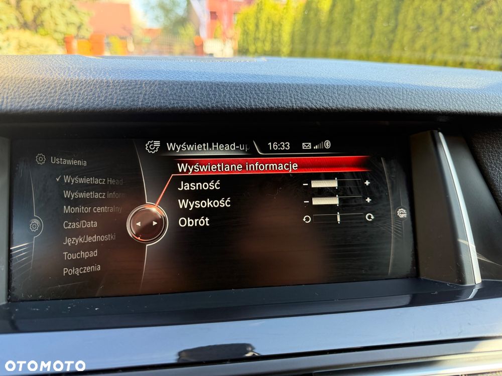 BMW Seria 5 520d Luxury Line - 32