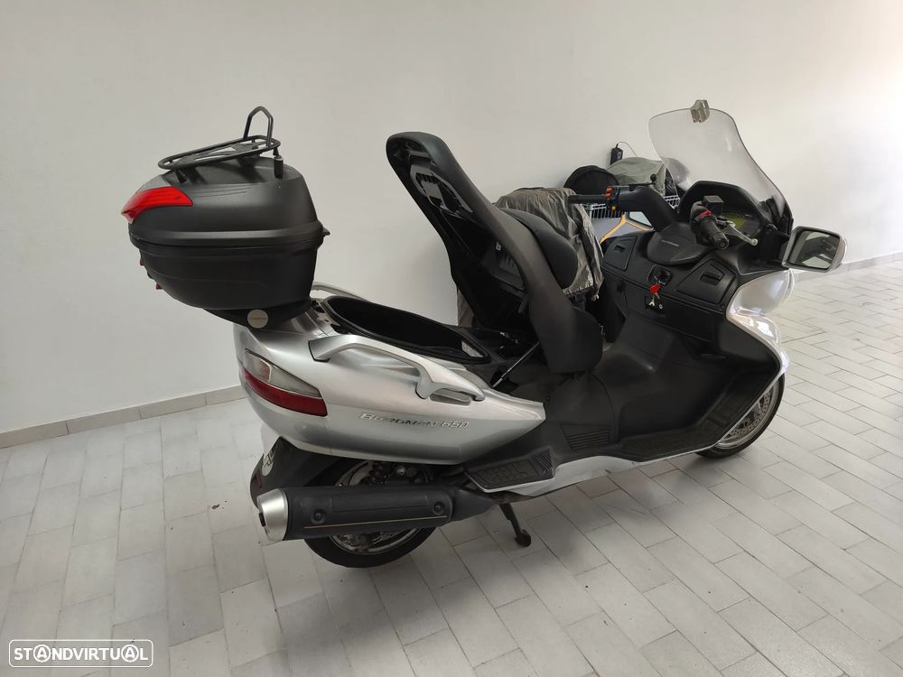 Suzuki Burgman - 4