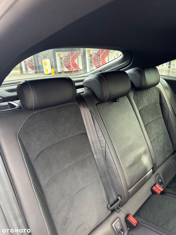 Volkswagen Arteon 2.0 TDI SCR R-Line DSG - 28