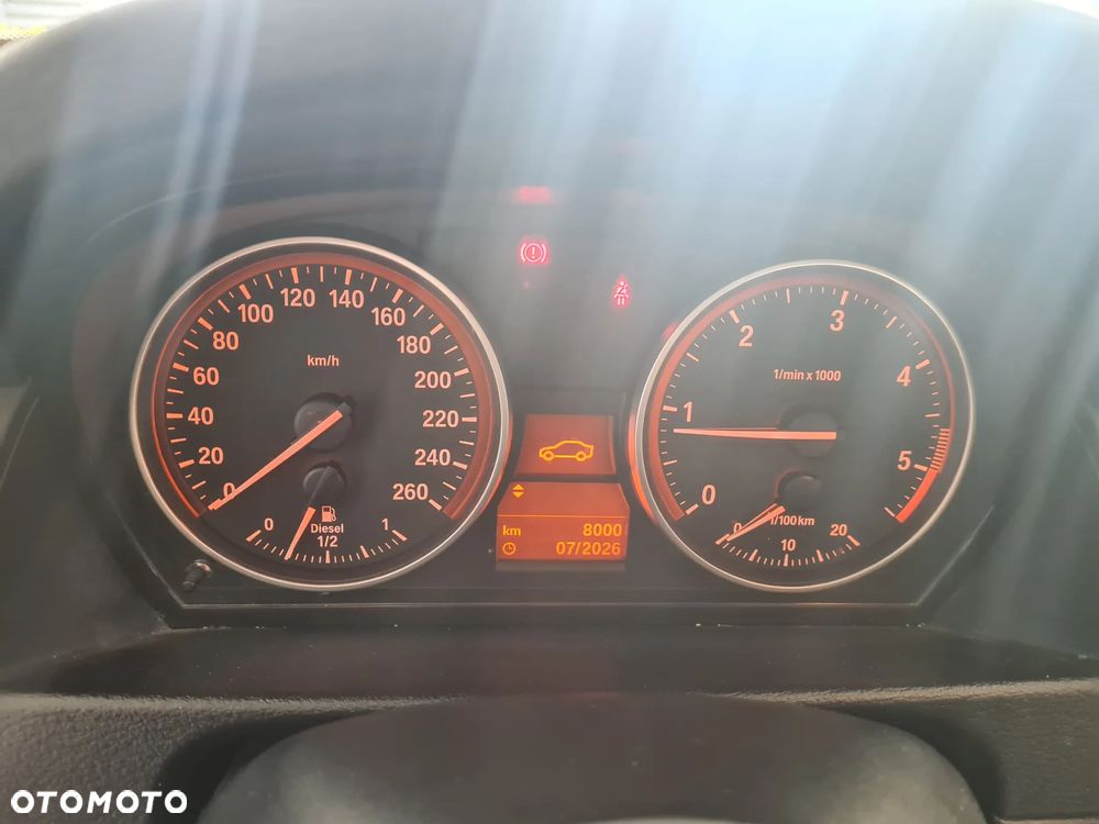 BMW X1 xDrive18d xLine - 10