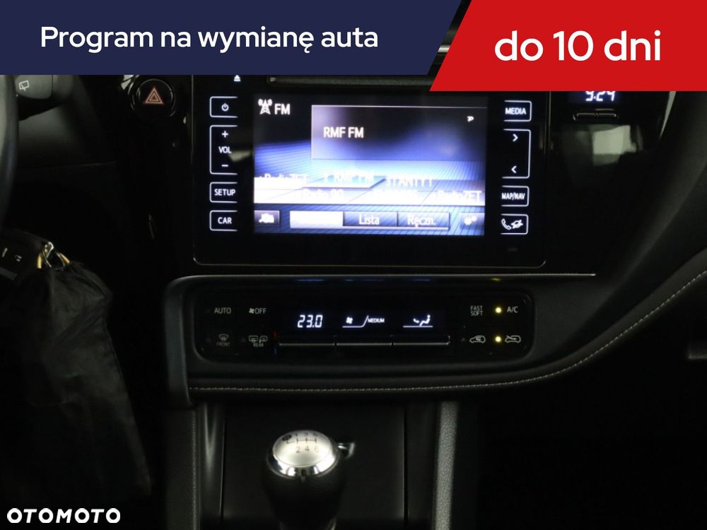 Toyota Auris - 14