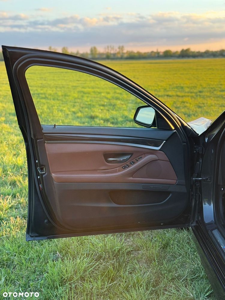 BMW Seria 5 - 10