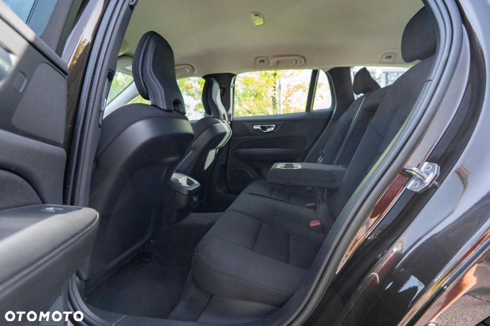 Volvo V60 B4 D Momentum Pro - 15