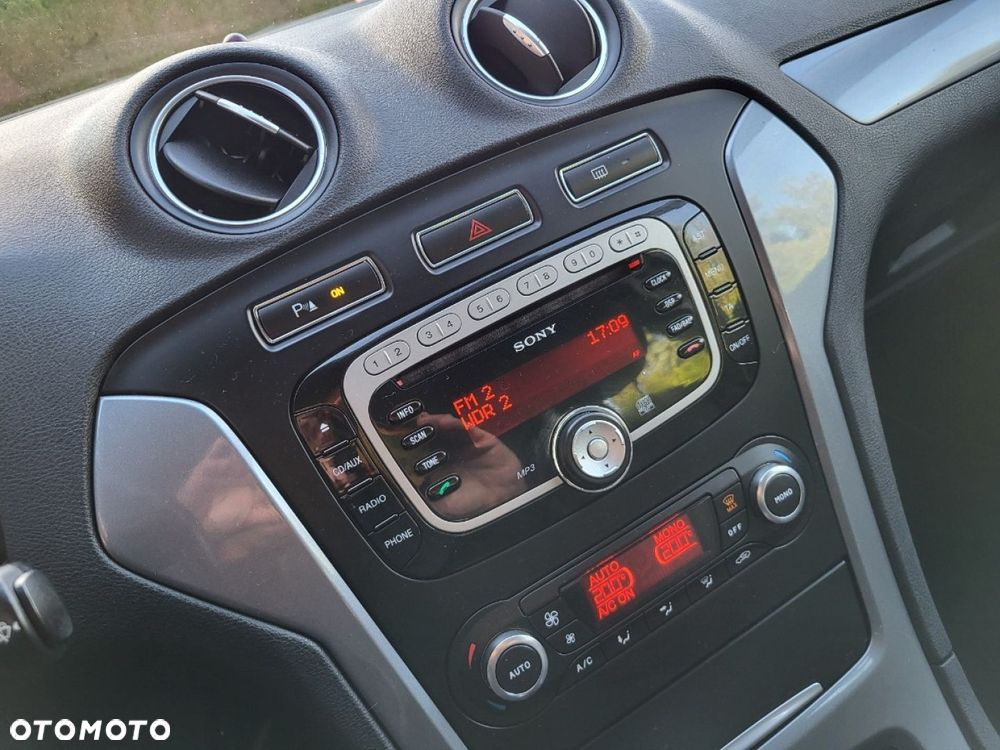 Ford Mondeo - 15