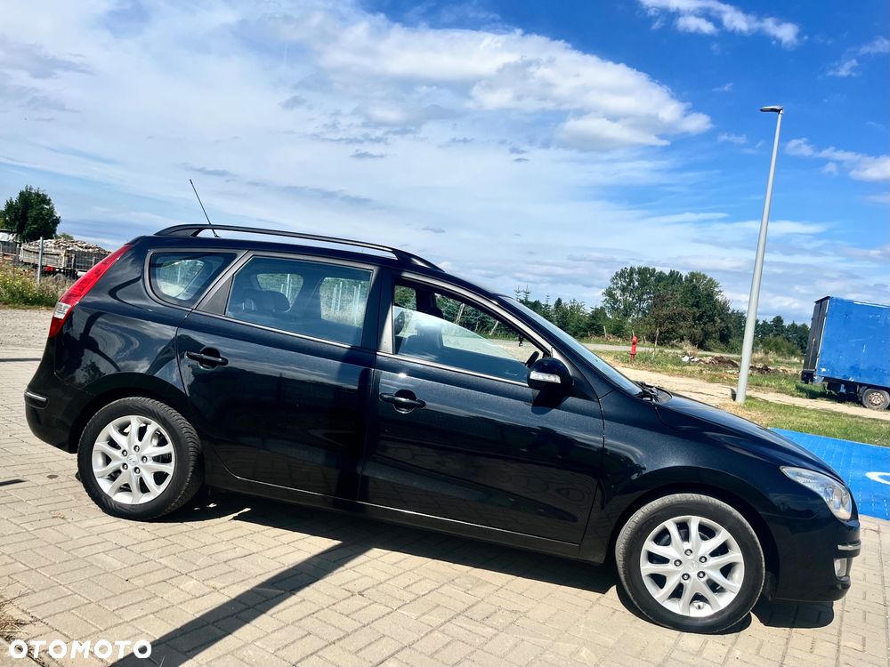 Hyundai i30 2.0 Premium - 7