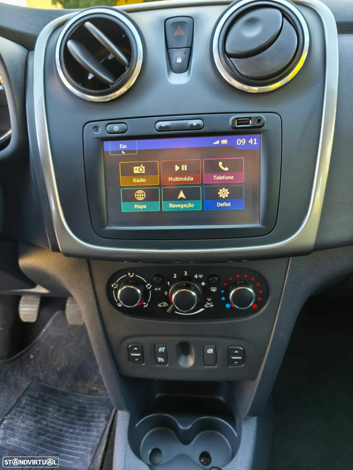 Dacia Sandero 0.9 TCe Stepway - 13