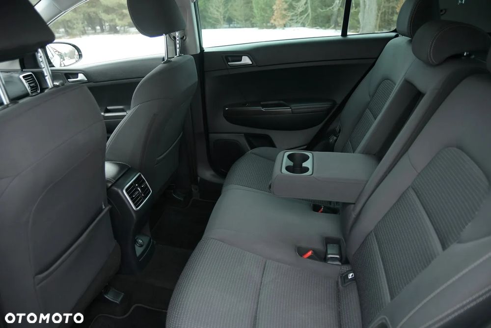 Kia Sportage 1.6 GDI L Business Line Plus 2WD - 22