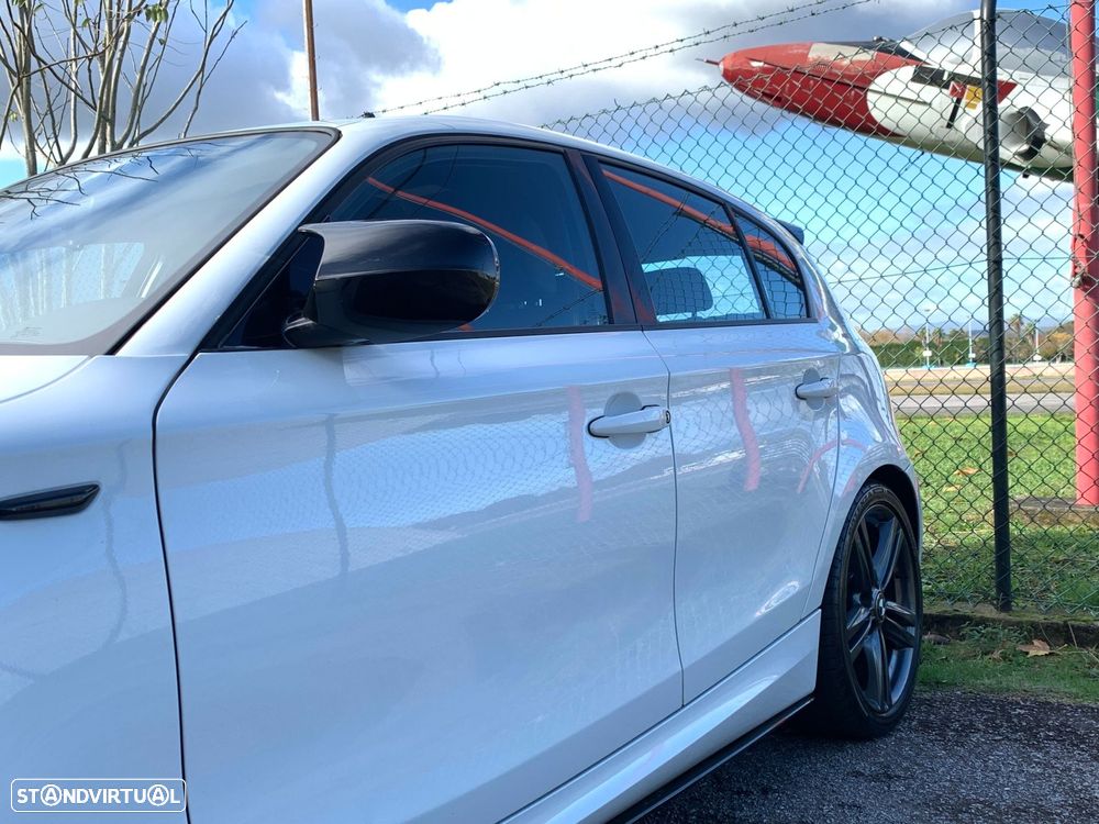 BMW 118 d Pack M - 43