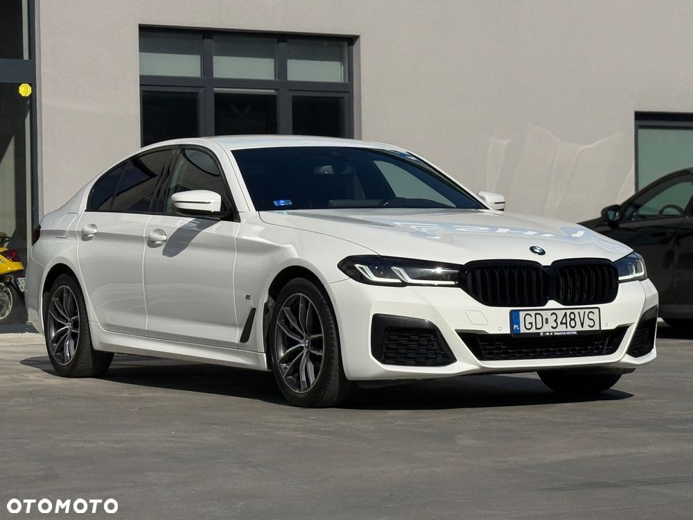 BMW Seria 5 520d xDrive mHEV M Sport sport - 8