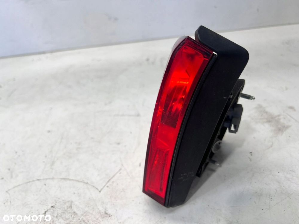LAMPA PRAWY TYŁ Z KLAPY VW TIGUAN 5N0945094B - 4