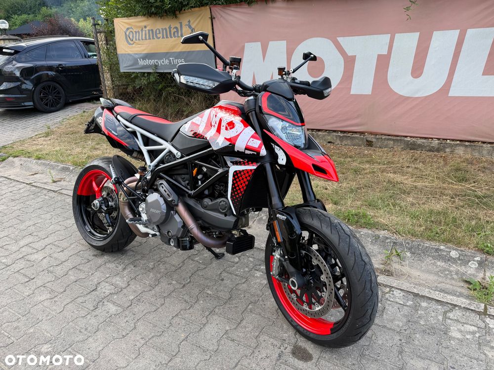 Ducati Hypermotard - 12
