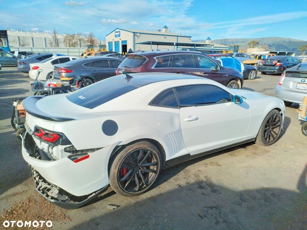 Chevrolet Camaro - 4