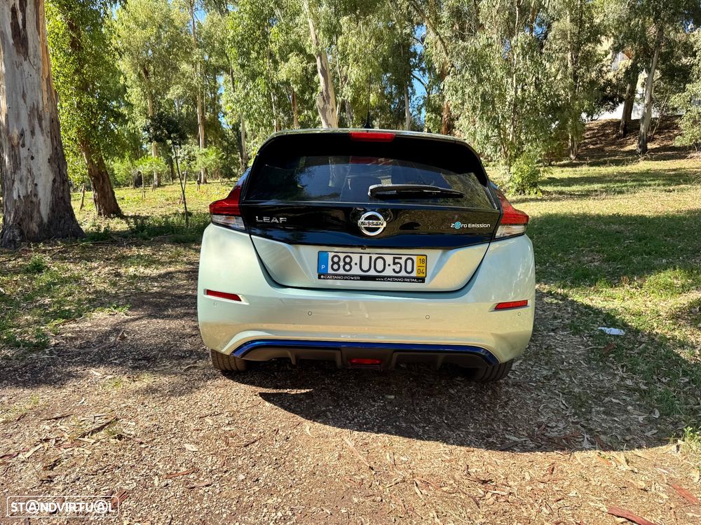 Nissan Leaf N-Connecta Two Tone - 4