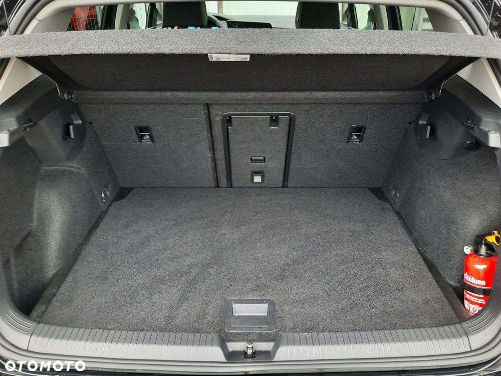 Volkswagen Golf 1.5 eTSI Life DSG - 30