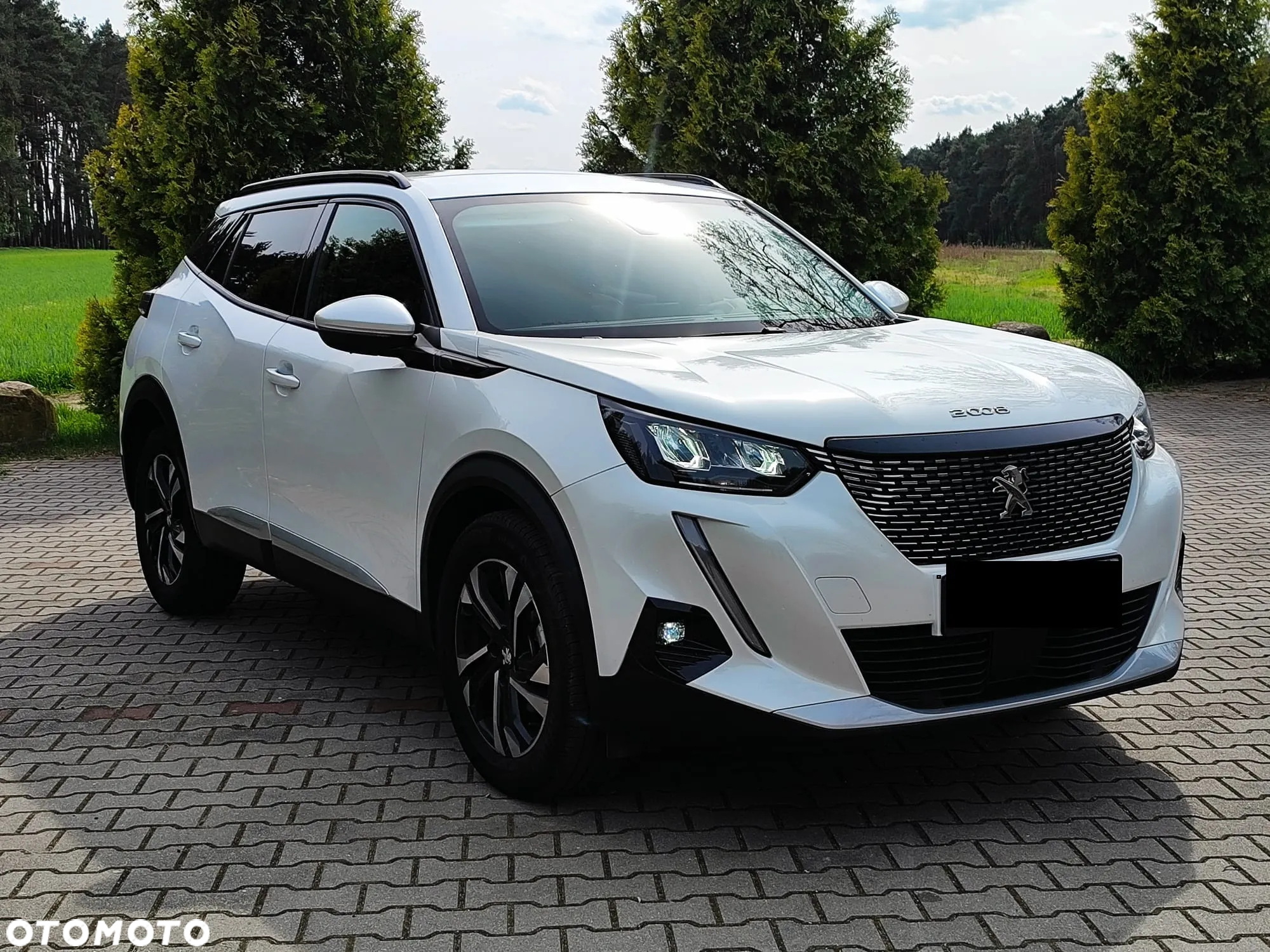 Peugeot 2008 PureTech 130 Allure Pack - 2