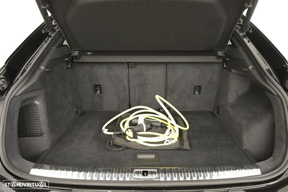 Audi Q3 Sportback 45 TFSIe S line S tronic - 23