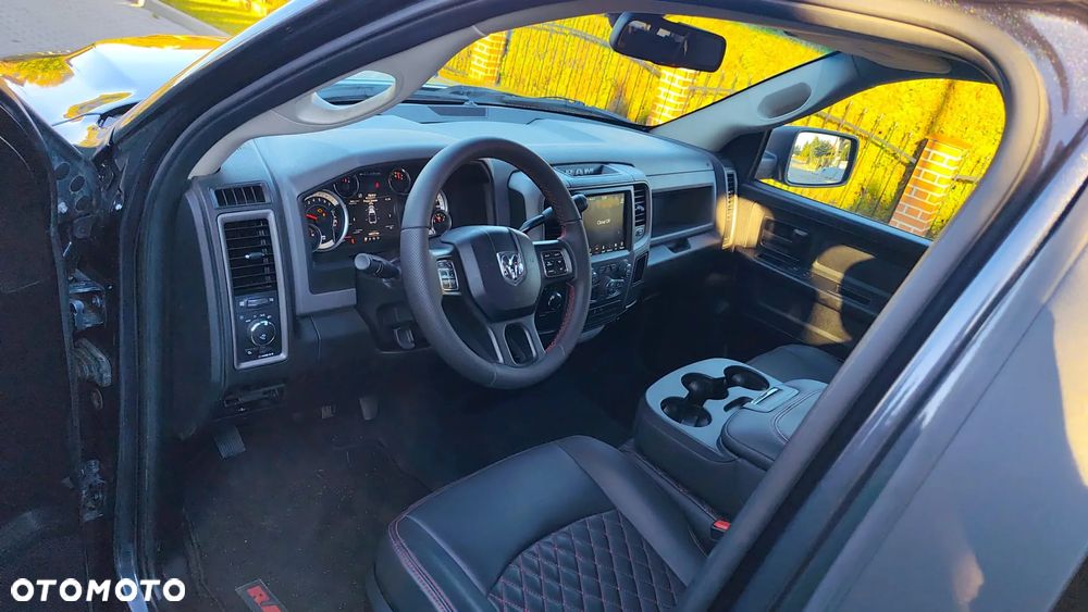 Dodge RAM 5.7 4x4 - 16