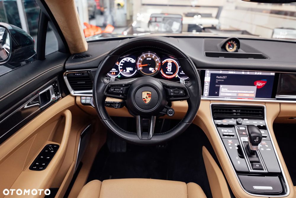 Porsche Panamera GTS - 37