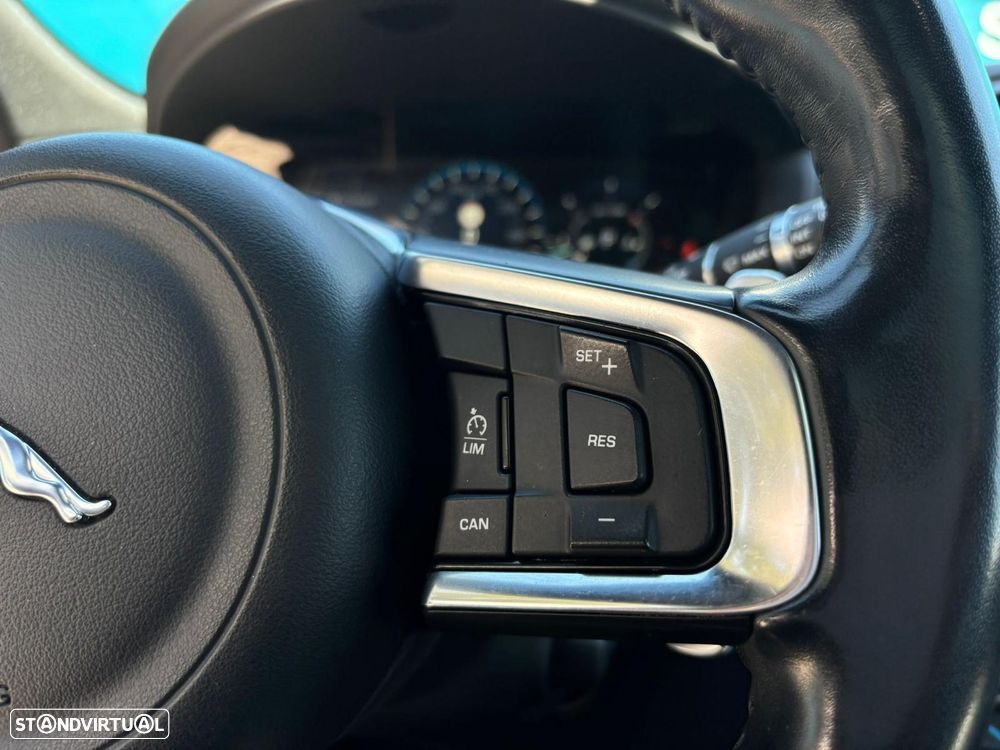 Jaguar F-Pace - 19