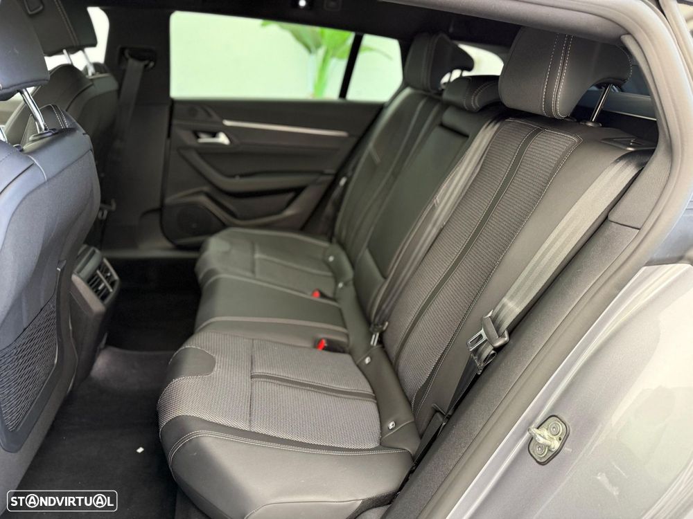 Peugeot 508 SW Plug-In Hybrid 225 e-EAT8 Allure Pack - 24