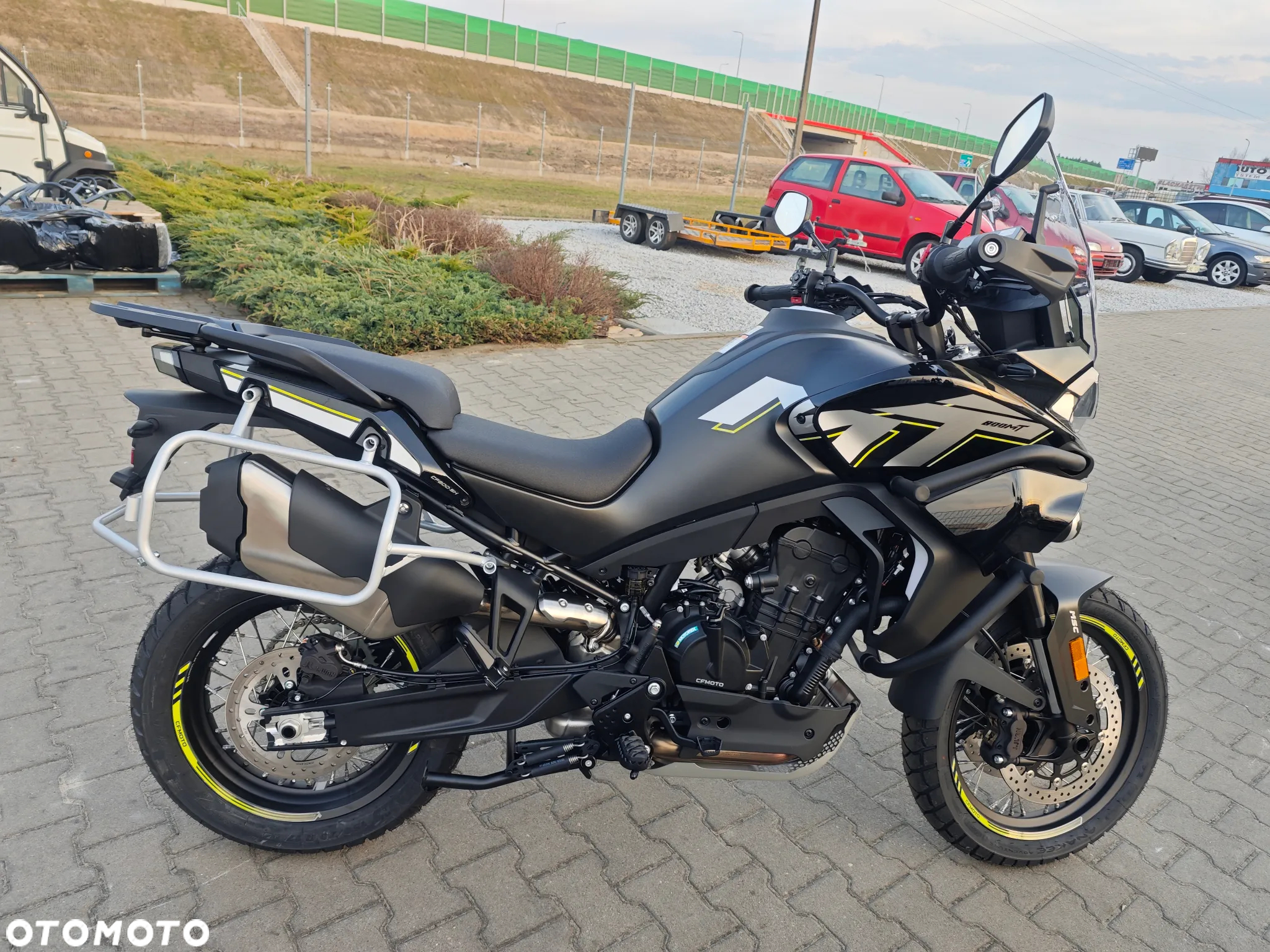 CFMoto MT - 26