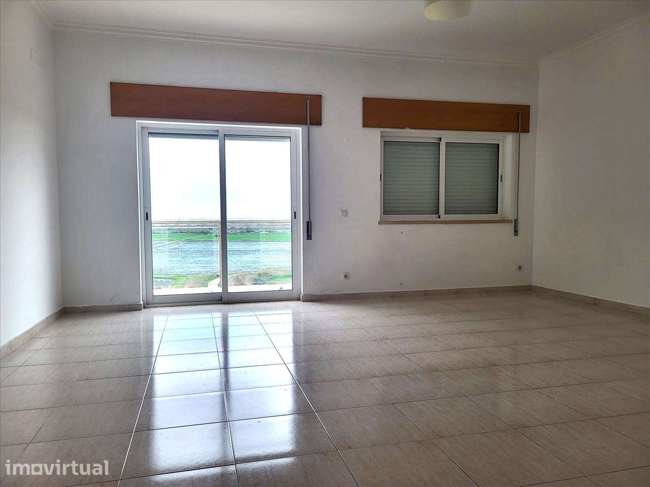 Apartamento em Azambuja, Azambuja - Grande imagem: 3/14