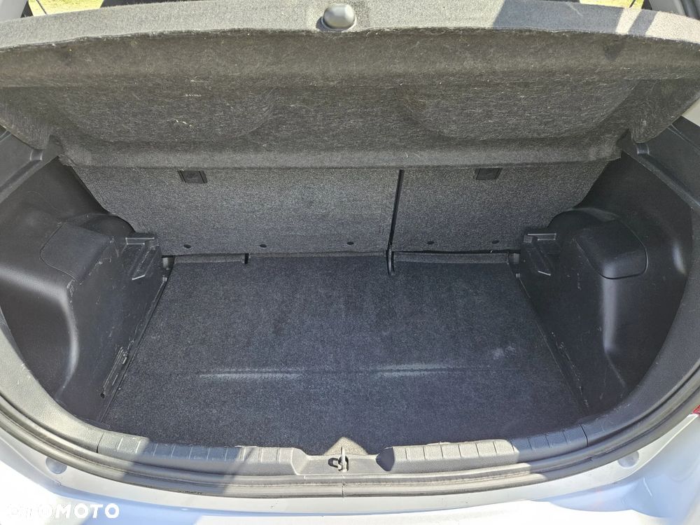 Toyota Yaris 1.0 Life - 13