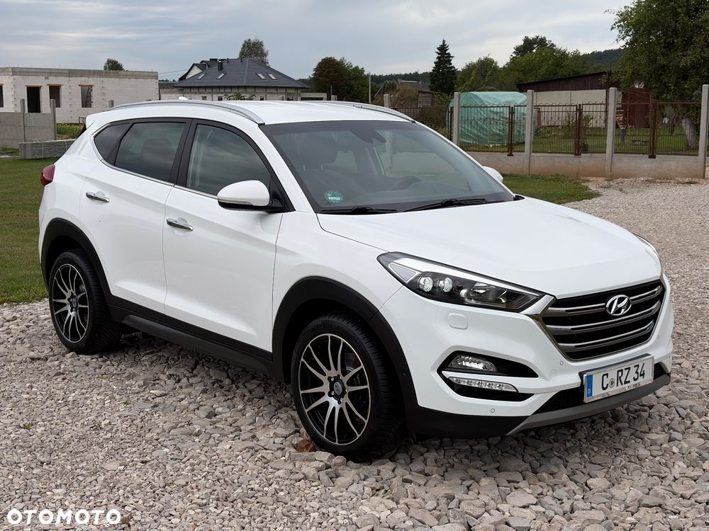 Hyundai Tucson 2.0 CRDI 4WD Automatik Premium - 3