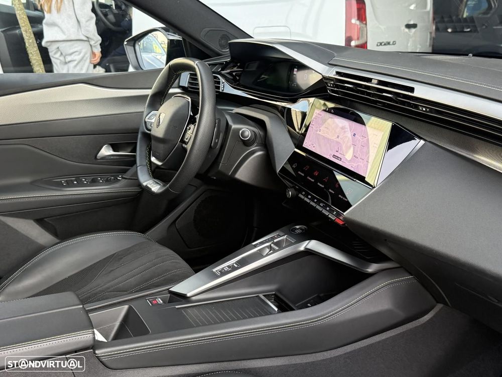 Peugeot 308 1.2 PureTech GT EAT8 - 45