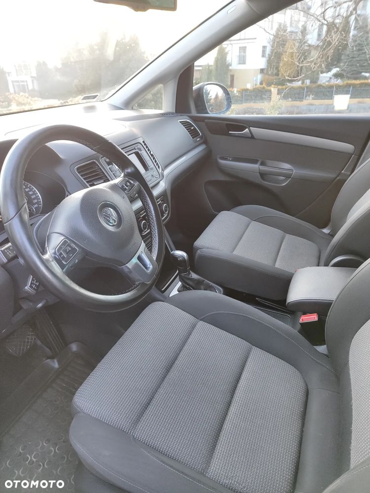 Volkswagen Sharan 2.0 TDI DSG BlueMotion Technology Comfortline - 6