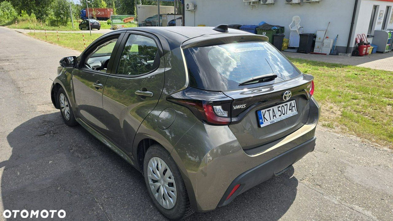 Toyota Yaris - 9