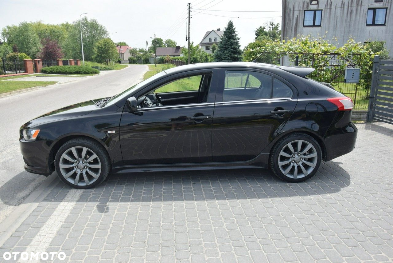 Mitsubishi Lancer 1.8 CVT Intense - 8