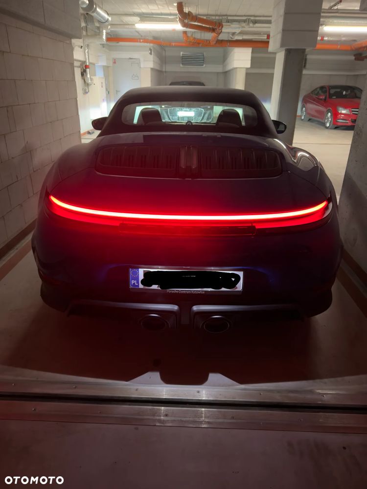 Porsche 911 Carrera T-Hybrid 4 GTS - 5