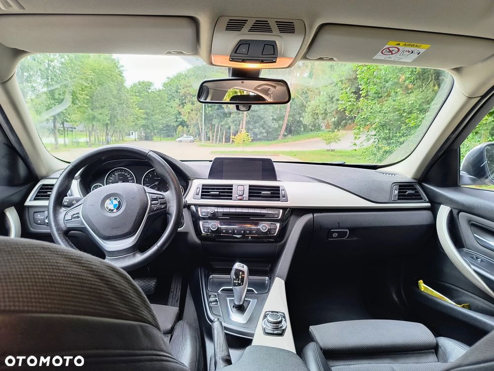 BMW Seria 3 318i - 6