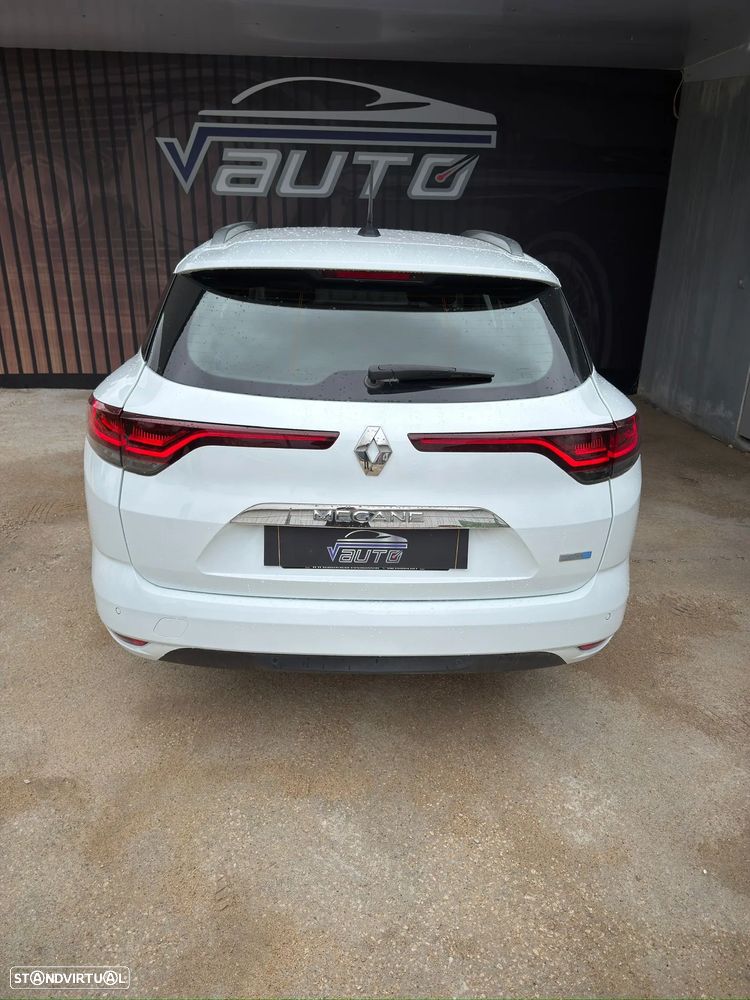 Renault Mégane E-Tech - 7