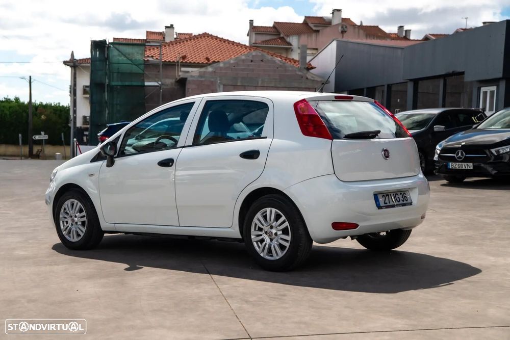 Fiat Punto 1.3 M-Jet Easy S&S — fotografia 9