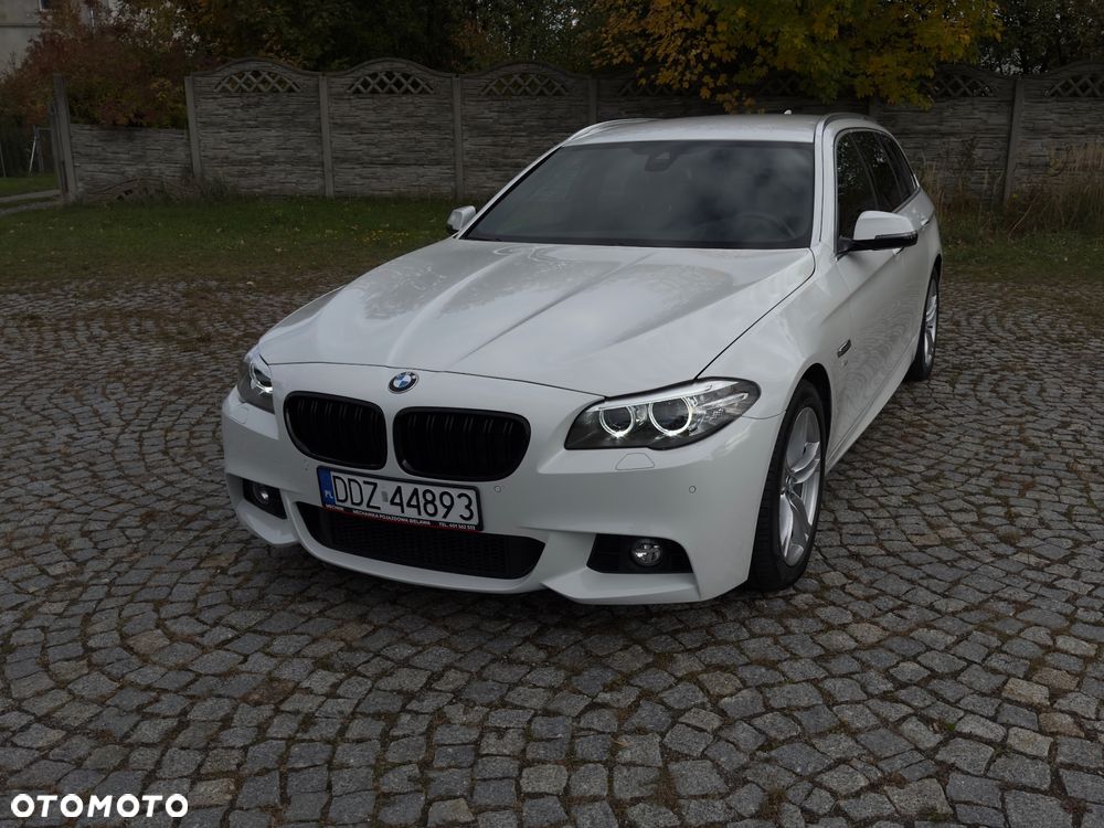 BMW Seria 5 528i Touring Sport-Aut Luxury Line - 13