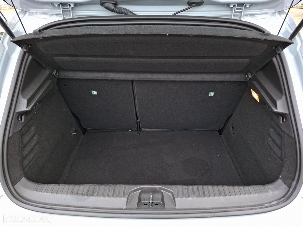 Renault Clio 1.0 TCe Techno - 25