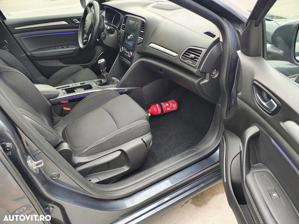 Renault Megane Blue dCi 116 Zen - 26