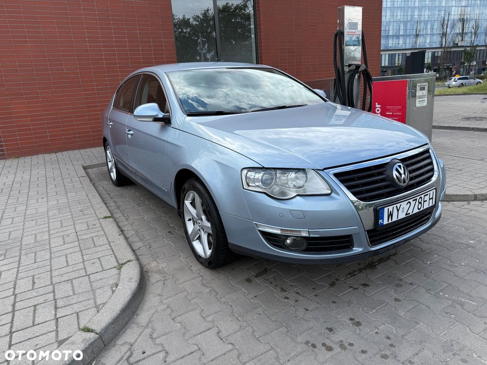 Volkswagen Passat 1.8 TSI Comfortline - 3