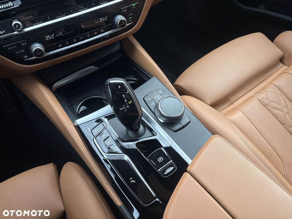 BMW Seria 5 - 19