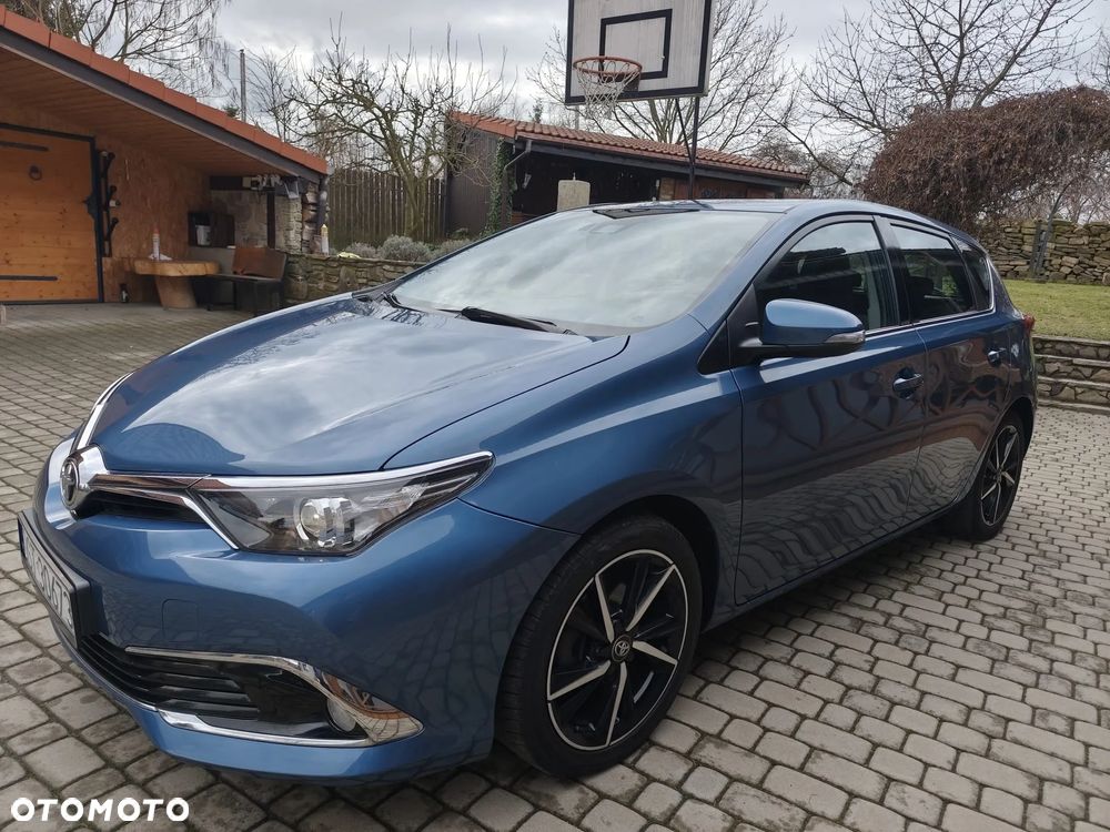Toyota Auris 1.33 Dual-VVT-i Design Edition - 16