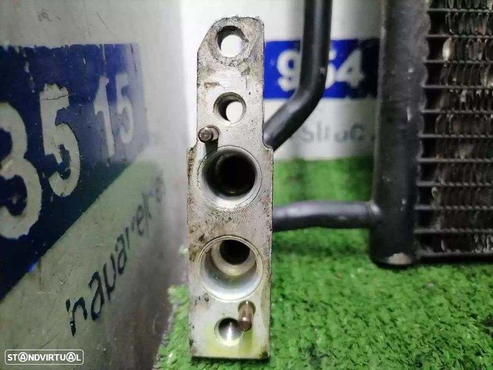 CONDENSADOR / RADIADOR AR CONDICIONADO BMW X5 2004 - - 4