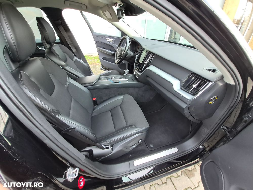 Volvo XC 60 D4 AWD Momentum - 14