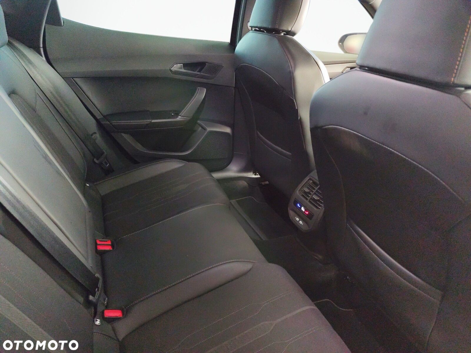 Cupra Formentor - 16