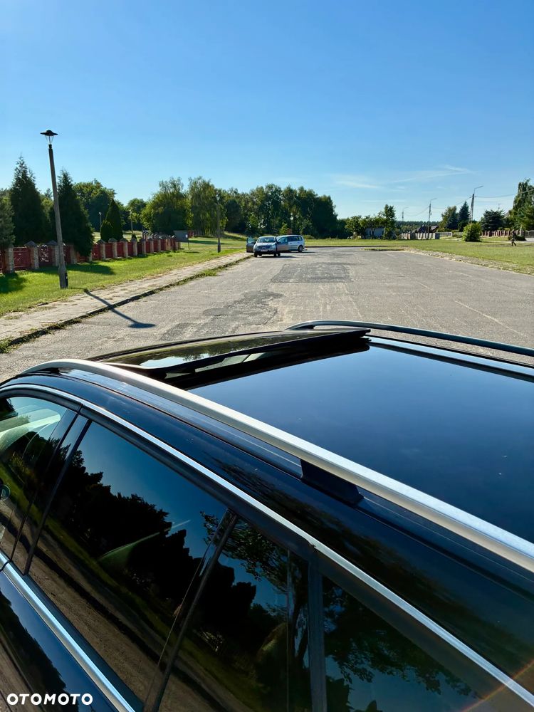 Mercedes-Benz Klasa C 180 CGI Automatik BlueEFFICIENCY Avantgarde - 13