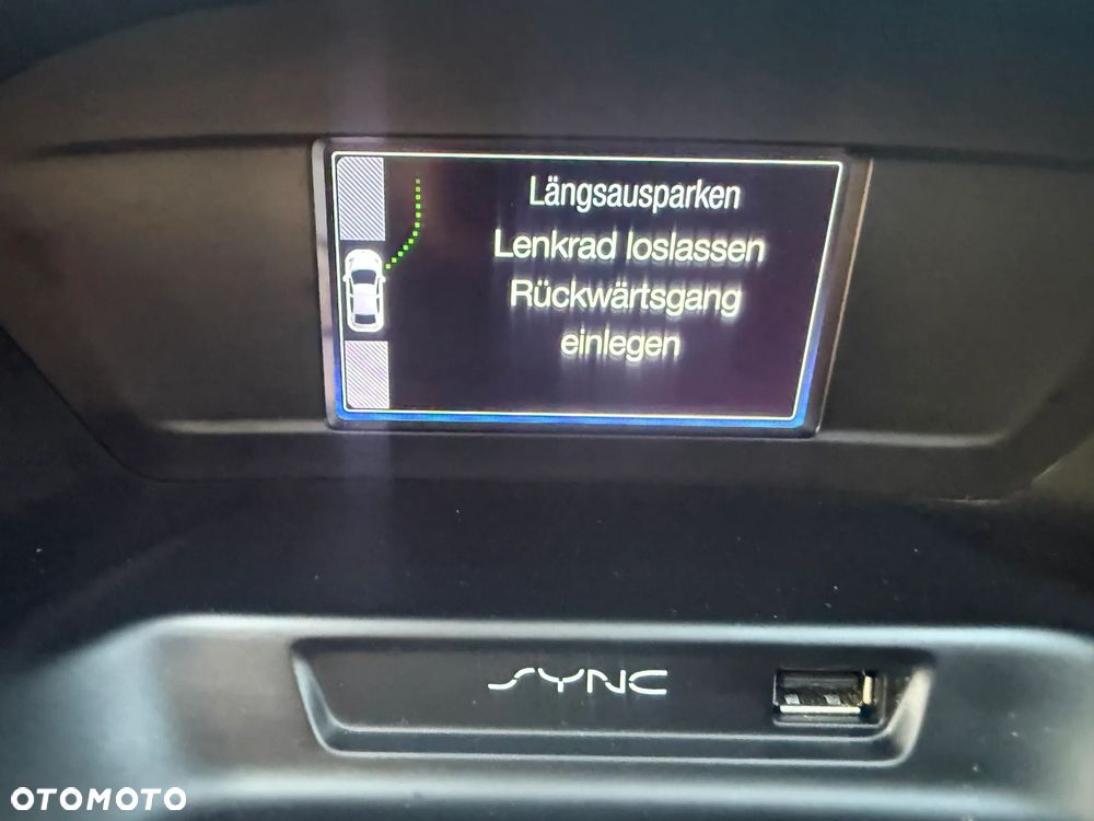 Ford Kuga - 35