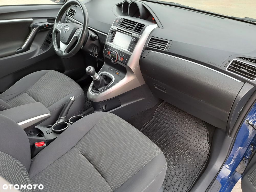 Toyota Verso - 19