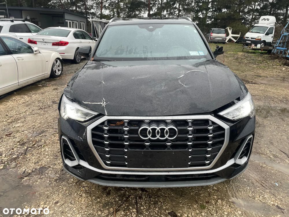 Audi Q3 45 TFSI Quattro S tronic S line - 2
