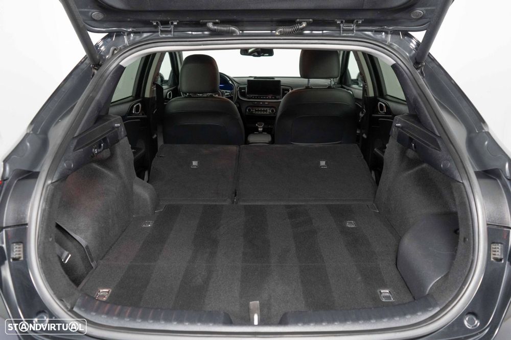 Kia XCeed 1.6 GDi PHEV Tech - 16